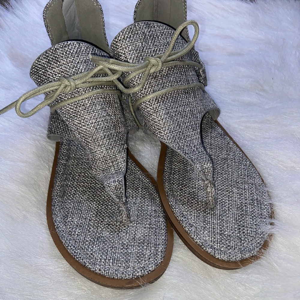 Pierre Dumas Grey Sandals